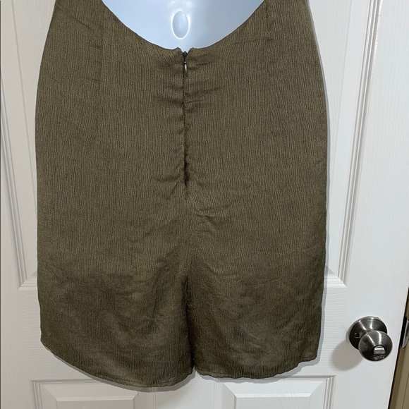 Olive Halter Romper - Picture 4 of 9